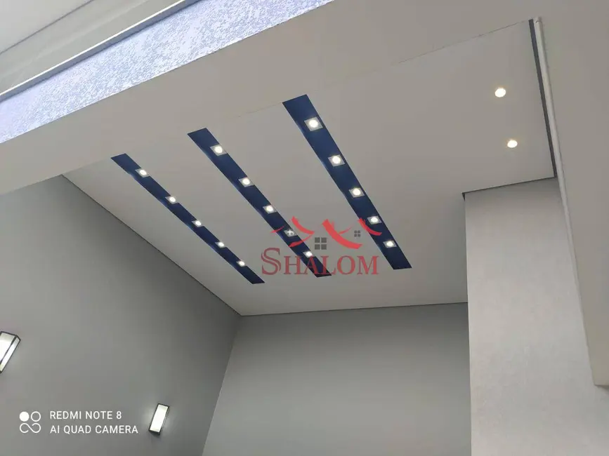 Casa com 3 quartos à venda, 204m2 em Maringa - PR - imagem 3 Foto 3 de Casa com 3 quartos à venda, 204m2 em Maringa - PR