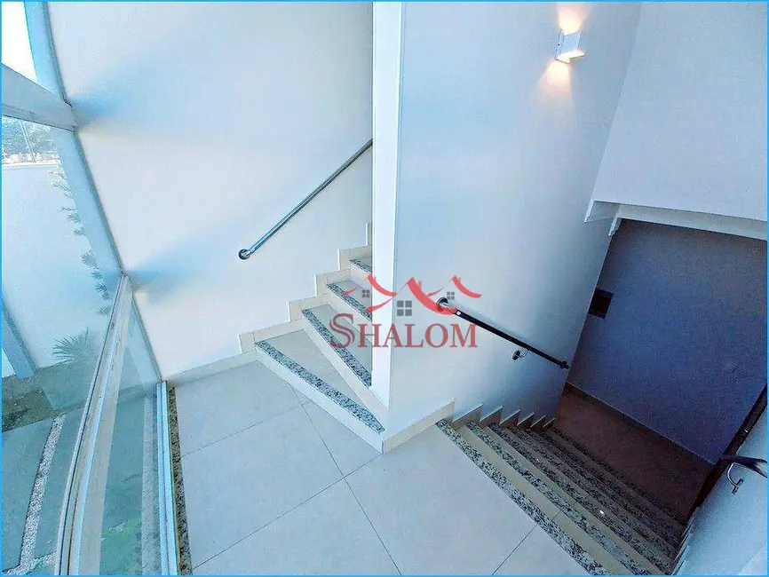 Armazém / Galpão à venda, 380m2 em Parque das Laranjeiras, Maringa - PR - imagem 9 Foto 9 de Armazém / Galpão à venda, 380m2 em Parque das Laranjeiras, Maringa - PR