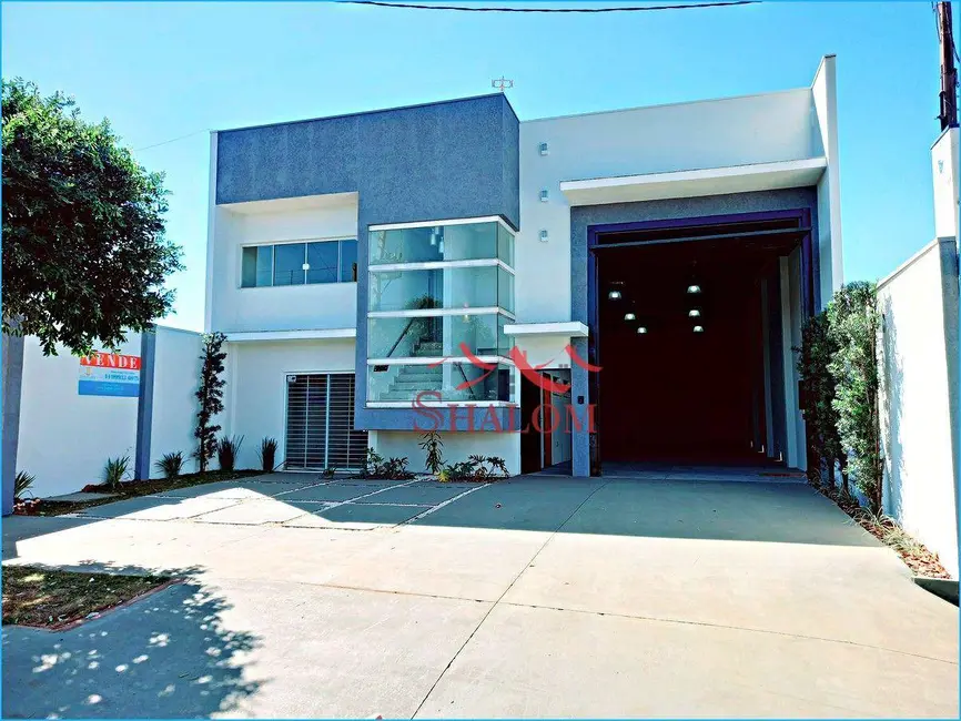 Armazém / Galpão à venda, 380m2 em Parque das Laranjeiras, Maringa - PR - imagem 3 Foto 3 de Armazém / Galpão à venda, 380m2 em Parque das Laranjeiras, Maringa - PR