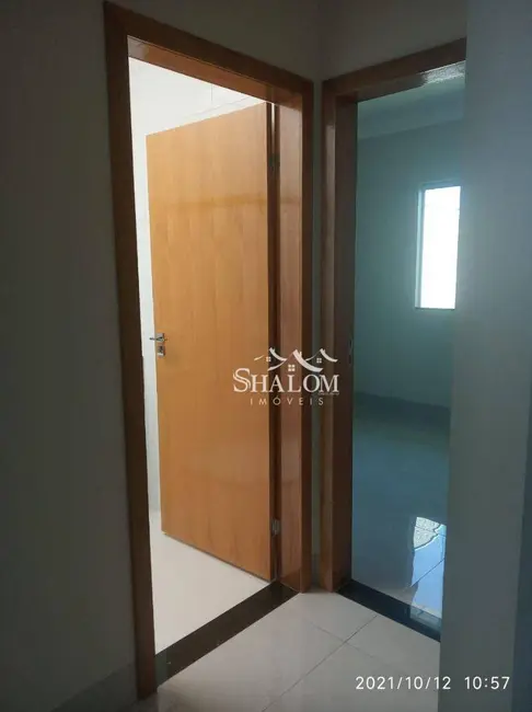 Casa com 3 quartos à venda, 150m2 em Jardim Colina Verde, Maringa - PR - imagem 7 Foto 7 de Casa com 3 quartos à venda, 150m2 em Jardim Colina Verde, Maringa - PR