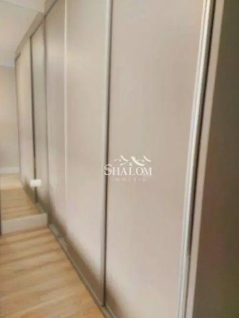 Casa com 3 quartos à venda, 206m2 em Maringa - PR - imagem 8 Foto 8 de Casa com 3 quartos à venda, 206m2 em Maringa - PR