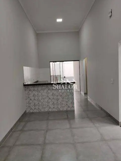 Casa com 3 quartos à venda, 163m2 em Jardim Itaipu, Maringa - PR - imagem 3 Foto 3 de Casa com 3 quartos à venda, 163m2 em Jardim Itaipu, Maringa - PR