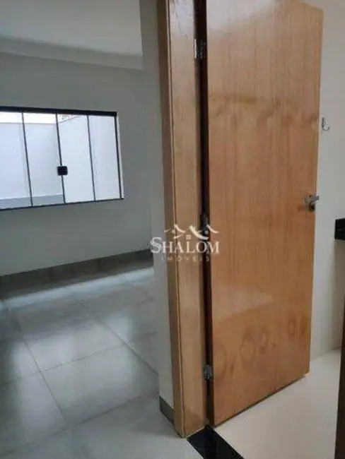 Casa com 3 quartos à venda, 163m2 em Jardim Itaipu, Maringa - PR - imagem 8 Foto 8 de Casa com 3 quartos à venda, 163m2 em Jardim Itaipu, Maringa - PR