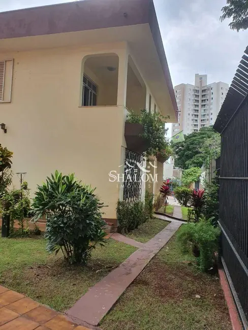 Sobrado com 4 quartos à venda, 1373m2 em Zona 08, Maringa - PR - imagem 6 Foto 6 de Sobrado com 4 quartos à venda, 1373m2 em Zona 08, Maringa - PR