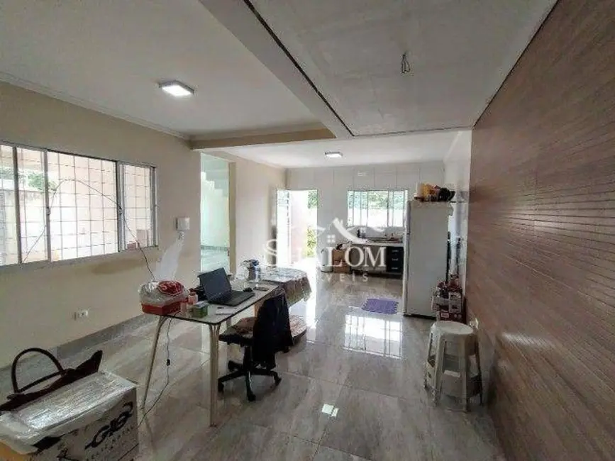 Foto 2 de Sobrado com 2 quartos à venda, 270m2 em Jardim Novo Bertioga, Sarandi - PR