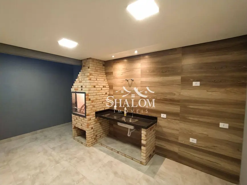 Casa com 3 quartos à venda, 200m2 em Maringa - PR - imagem 8 Foto 8 de Casa com 3 quartos à venda, 200m2 em Maringa - PR