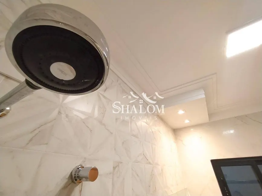 Casa com 3 quartos à venda, 200m2 em Maringa - PR - imagem 4 Foto 4 de Casa com 3 quartos à venda, 200m2 em Maringa - PR