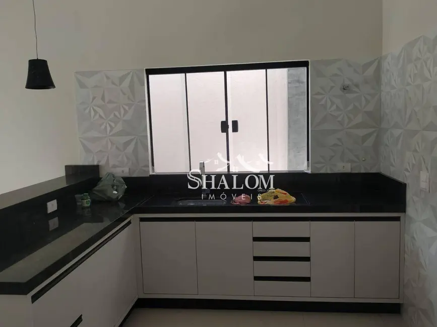 Foto 4 de Casa com 3 quartos à venda, 165m2 em Jardim Santa Helena, Maringa - PR