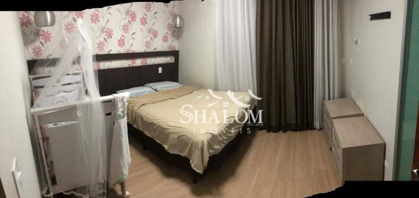 Foto 9 de Apartamento com 4 quartos à venda, 214m2 em Zona 04, Maringa - PR