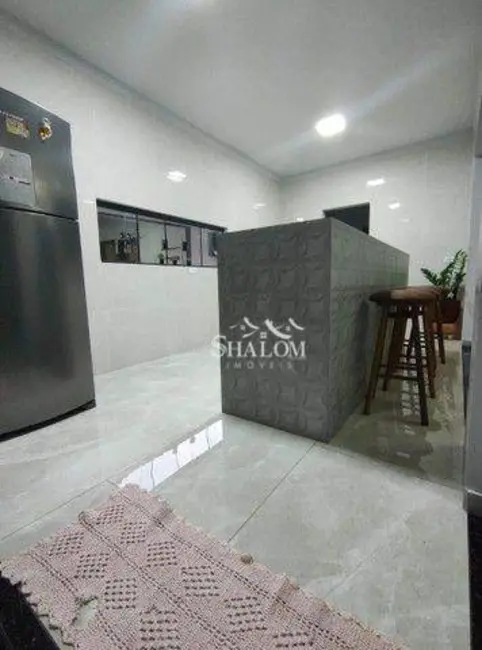 Casa com 3 quartos à venda, 187m2 em Jardim Itaipu, Maringa - PR - imagem 6 Foto 6 de Casa com 3 quartos à venda, 187m2 em Jardim Itaipu, Maringa - PR