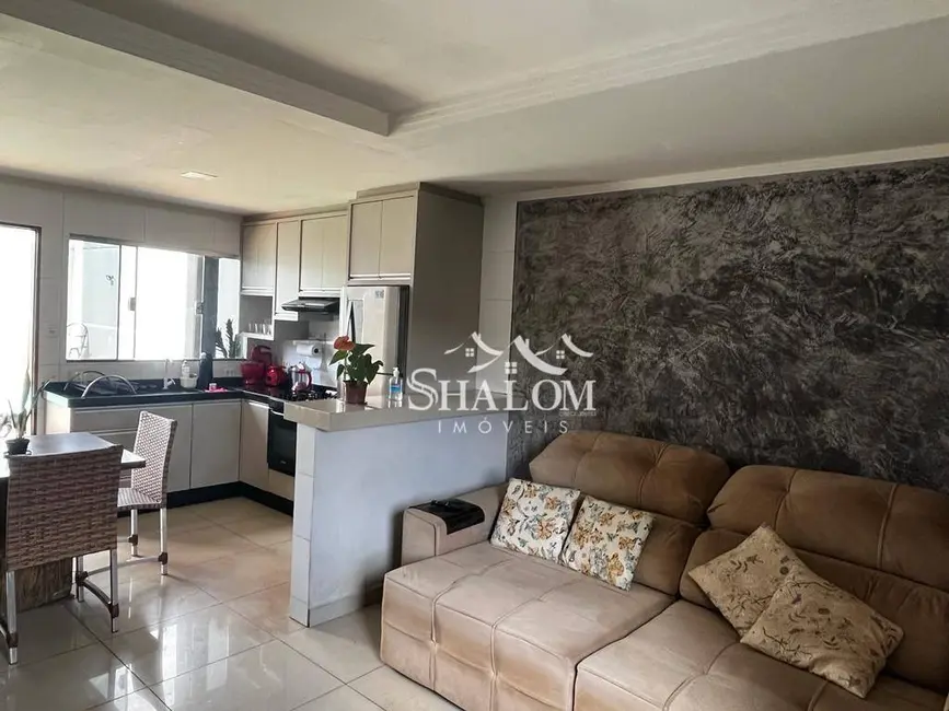 Casa com 3 quartos à venda, 140m2 em Parque Alvamar II, Sarandi - PR - imagem 7 Foto 7 de Casa com 3 quartos à venda, 140m2 em Parque Alvamar II, Sarandi - PR