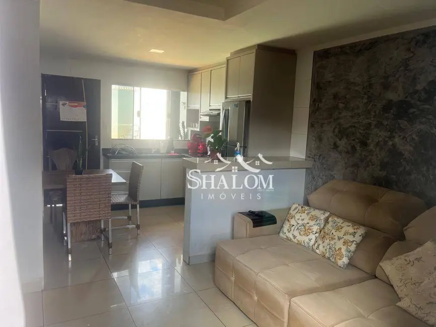 Casa com 3 quartos à venda, 140m2 em Parque Alvamar II, Sarandi - PR - imagem 9 Foto 9 de Casa com 3 quartos à venda, 140m2 em Parque Alvamar II, Sarandi - PR