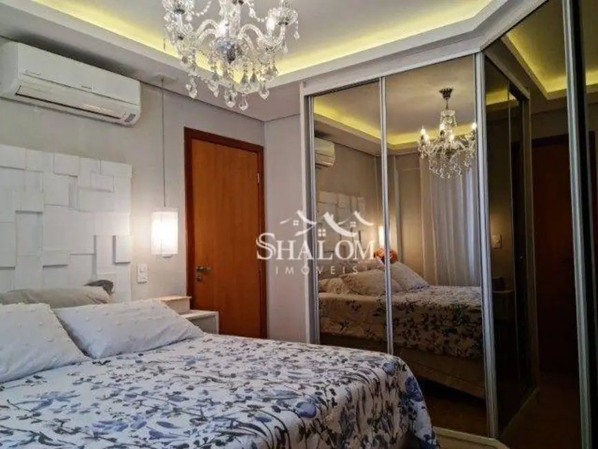 Foto 5 de Apartamento com 3 quartos à venda, 180m2 em Maringa - PR