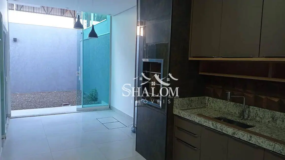 Foto 6 de Casa com 3 quartos à venda, 200m2 em Jardim Oriental, Maringa - PR