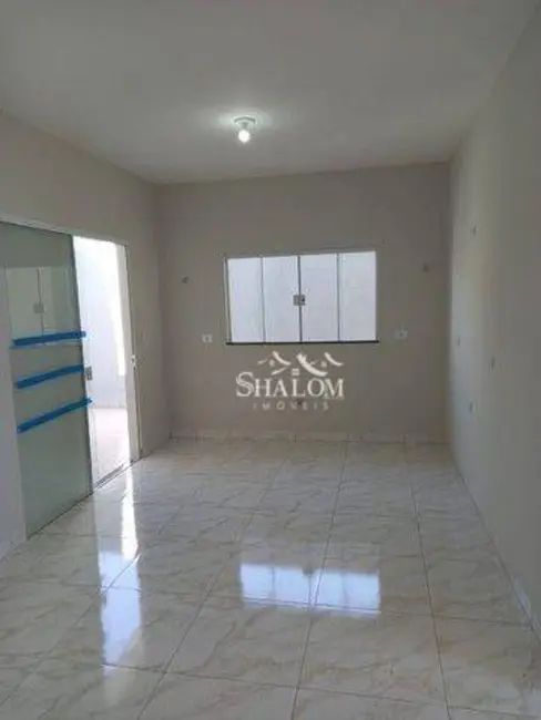 Casa com 3 quartos à venda, 200m2 em Conjunto Habitacional Requião, Maringa - PR - imagem 4 Foto 4 de Casa com 3 quartos à venda, 200m2 em Conjunto Habitacional Requião, Maringa - PR