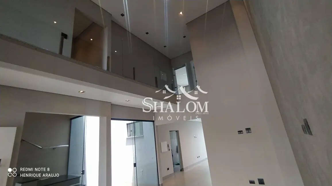 Foto 1 de Sobrado com 3 quartos à venda, 173m2 em Jardim Higienópolis, Maringa - PR
