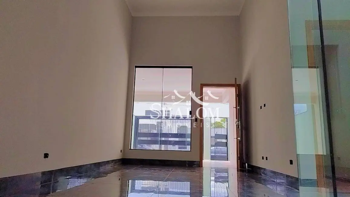 Casa com 3 quartos à venda, 200m2 em Parque das Grevíleas, Maringa - PR - imagem 9 Foto 9 de Casa com 3 quartos à venda, 200m2 em Parque das Grevíleas, Maringa - PR