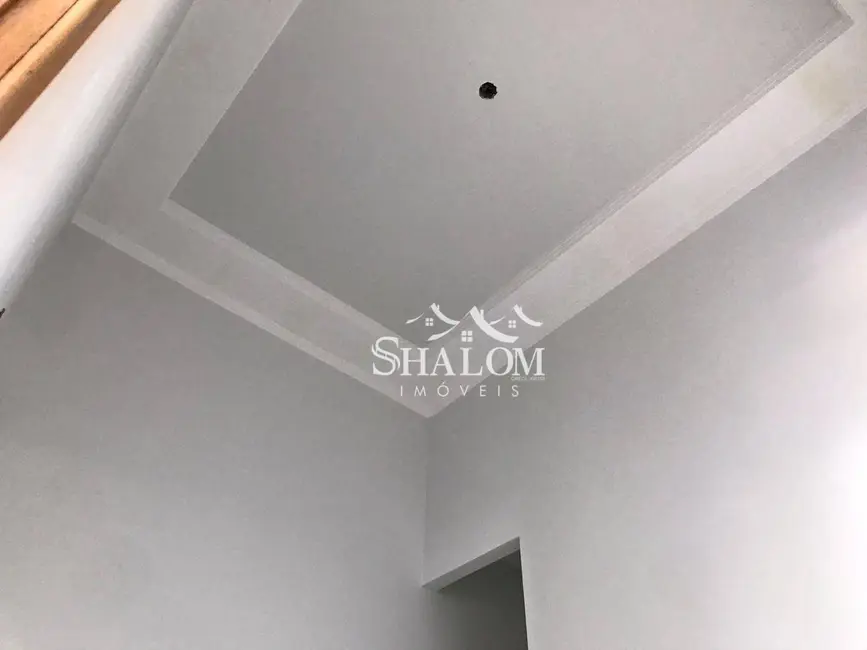 Casa com 3 quartos à venda, 150m2 em Jardim Colina Verde, Maringa - PR - imagem 8 Foto 8 de Casa com 3 quartos à venda, 150m2 em Jardim Colina Verde, Maringa - PR