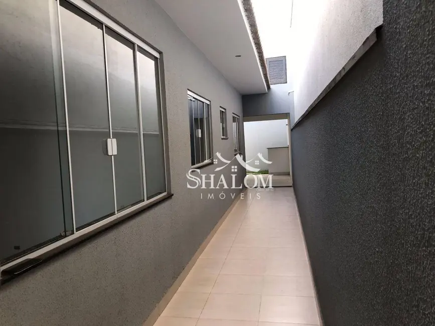 Casa com 3 quartos à venda, 150m2 em Jardim Colina Verde, Maringa - PR - imagem 5 Foto 5 de Casa com 3 quartos à venda, 150m2 em Jardim Colina Verde, Maringa - PR