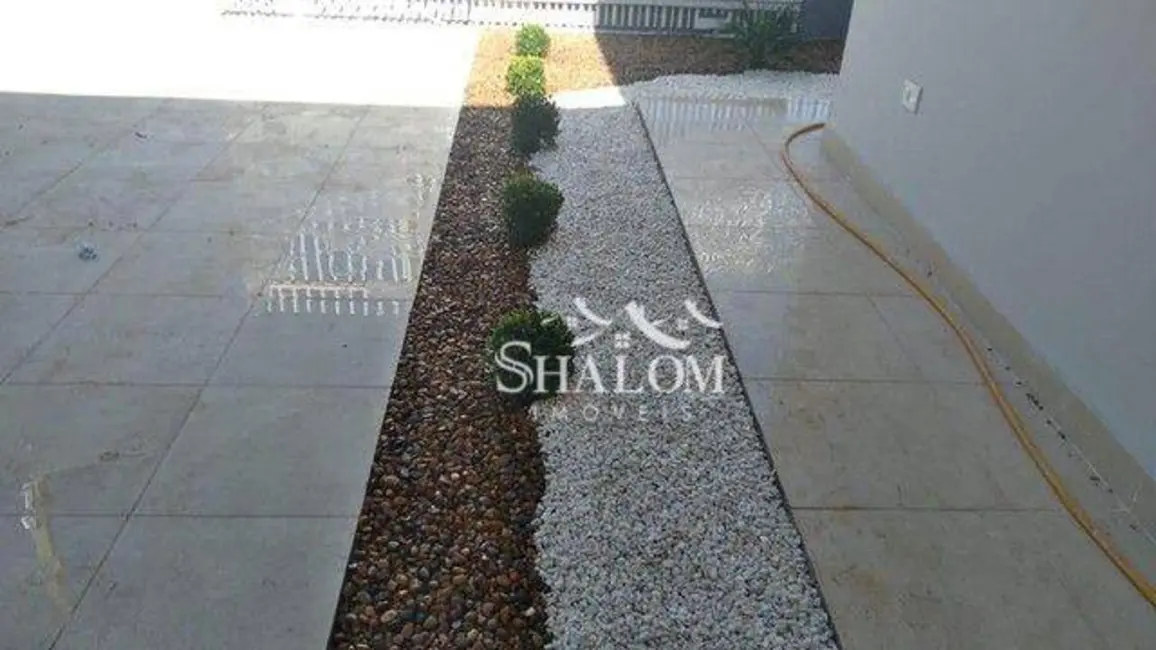 Foto 8 de Casa com 3 quartos à venda, 200m2 em Maringa - PR