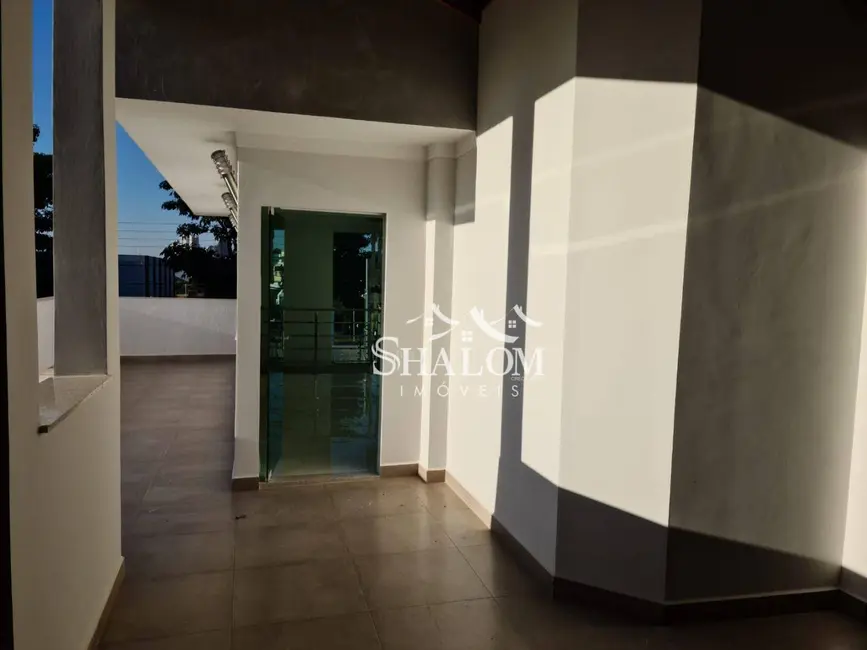 Casa com 3 quartos à venda, 150m2 em Jardim Ipanema, Maringa - PR - imagem 7 Foto 7 de Casa com 3 quartos à venda, 150m2 em Jardim Ipanema, Maringa - PR