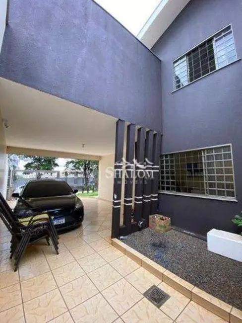 Foto 4 de Sobrado com 4 quartos à venda, 360m2 em Maringa - PR