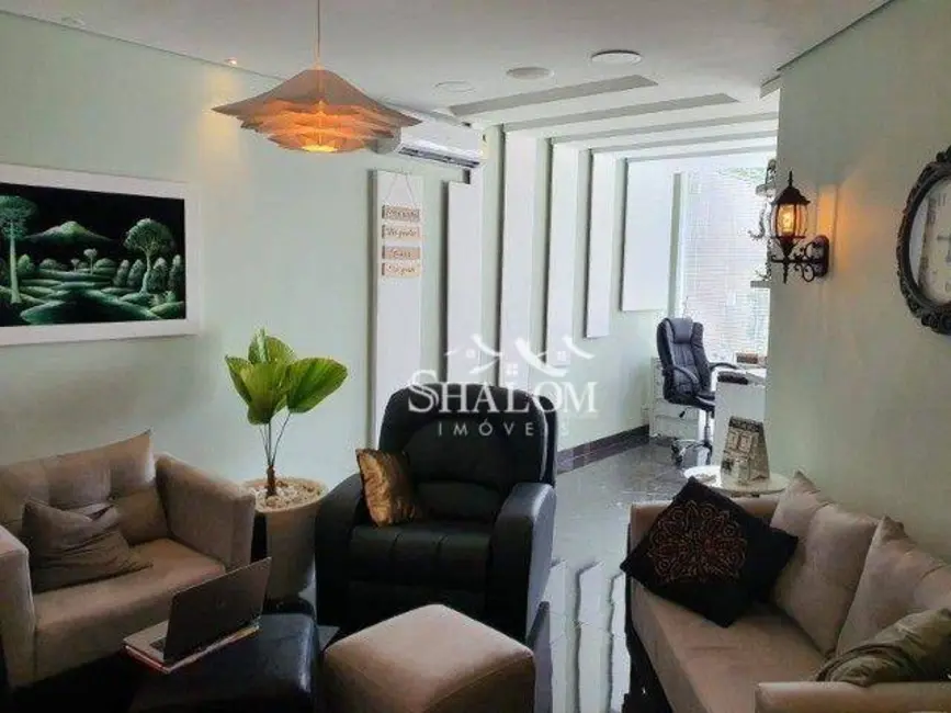 Foto 6 de Sobrado com 4 quartos à venda, 372m2 em Zona VI, Umuarama - PR