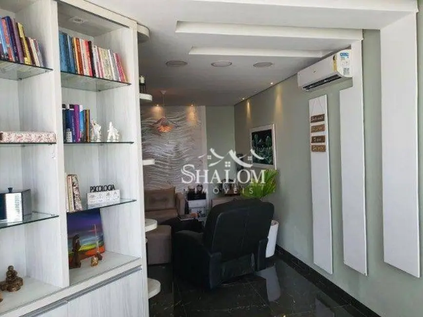 Foto 5 de Sobrado com 4 quartos à venda, 372m2 em Zona VI, Umuarama - PR