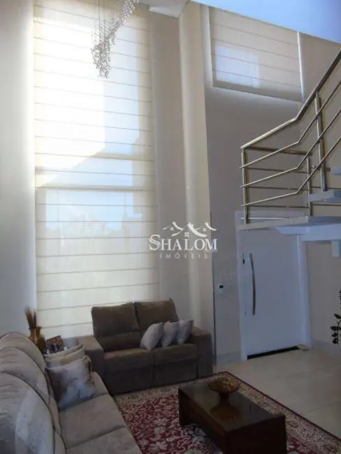 Foto 2 de Sobrado com 3 quartos à venda, 300m2 em Jardim Tóquio, Maringa - PR