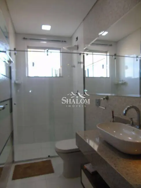 Foto 8 de Sobrado com 3 quartos à venda, 300m2 em Jardim Tóquio, Maringa - PR