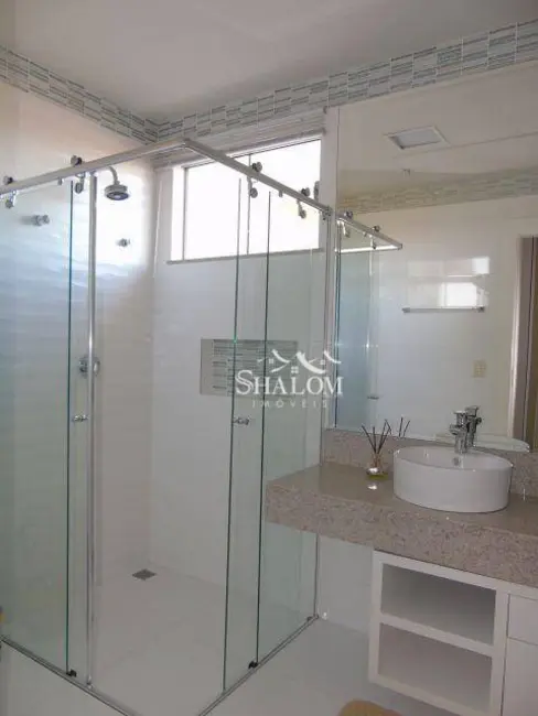 Foto 9 de Sobrado com 3 quartos à venda, 300m2 em Jardim Tóquio, Maringa - PR