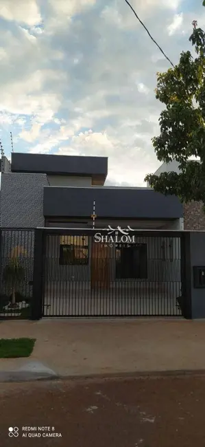 Casa com 3 quartos à venda, 170m2 em Jardim Araucária, Maringa - PR - imagem 3 Foto 3 de Casa com 3 quartos à venda, 170m2 em Jardim Araucária, Maringa - PR