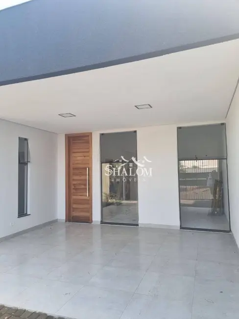 Foto 2 de Casa com 3 quartos à venda, 200m2 em Jardim Espanha, Maringa - PR
