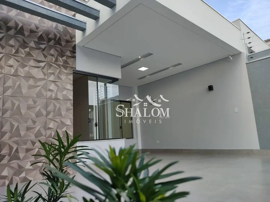 Foto 2 de Casa com 3 quartos à venda, 150m2 em Zona 28, Maringa - PR