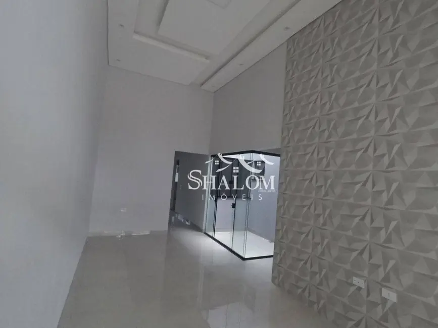 Casa com 3 quartos à venda, 175m2 em Parque das Grevíleas, Maringa - PR - imagem 5 Foto 5 de Casa com 3 quartos à venda, 175m2 em Parque das Grevíleas, Maringa - PR