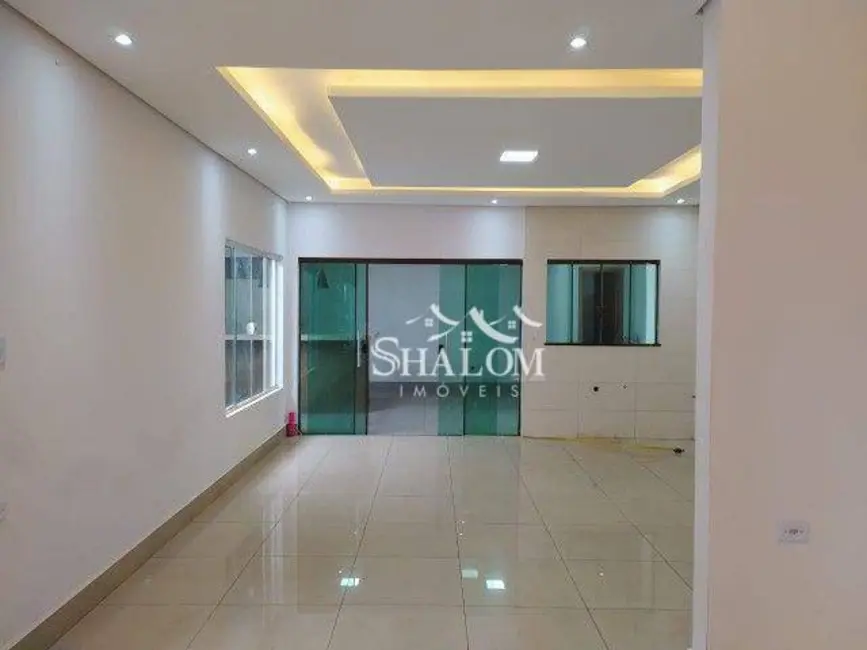 Casa com 3 quartos à venda, 250m2 em Jardim São Paulo II, Sarandi - PR - imagem 3 Foto 3 de Casa com 3 quartos à venda, 250m2 em Jardim São Paulo II, Sarandi - PR