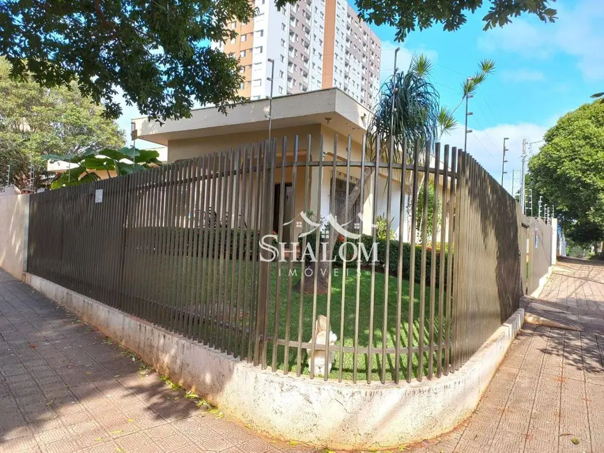 Foto 5 de Casa com 3 quartos à venda, 550m2 em Zona 06, Maringa - PR