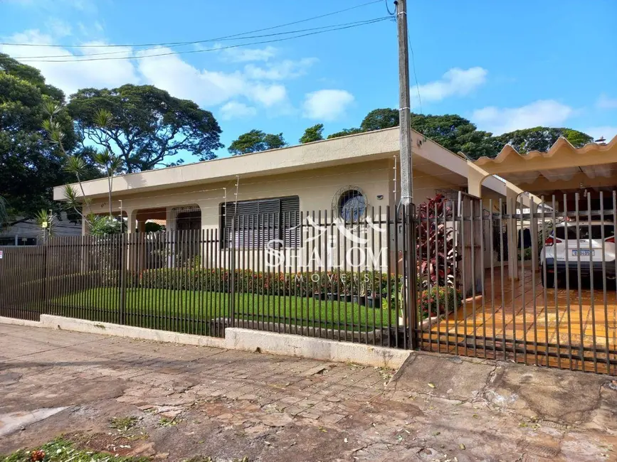 Foto 2 de Casa com 3 quartos à venda, 550m2 em Zona 06, Maringa - PR