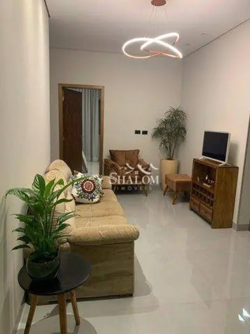 Casa com 4 quartos à venda, 400m2 em Jardim Espanha, Maringa - PR - imagem 5 Foto 5 de Casa com 4 quartos à venda, 400m2 em Jardim Espanha, Maringa - PR