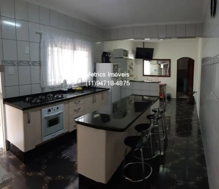 Casa com 3 quartos à venda, 200m2 em Jundiai - SP - imagem 4 Foto 4 de Casa com 3 quartos à venda, 200m2 em Jundiai - SP