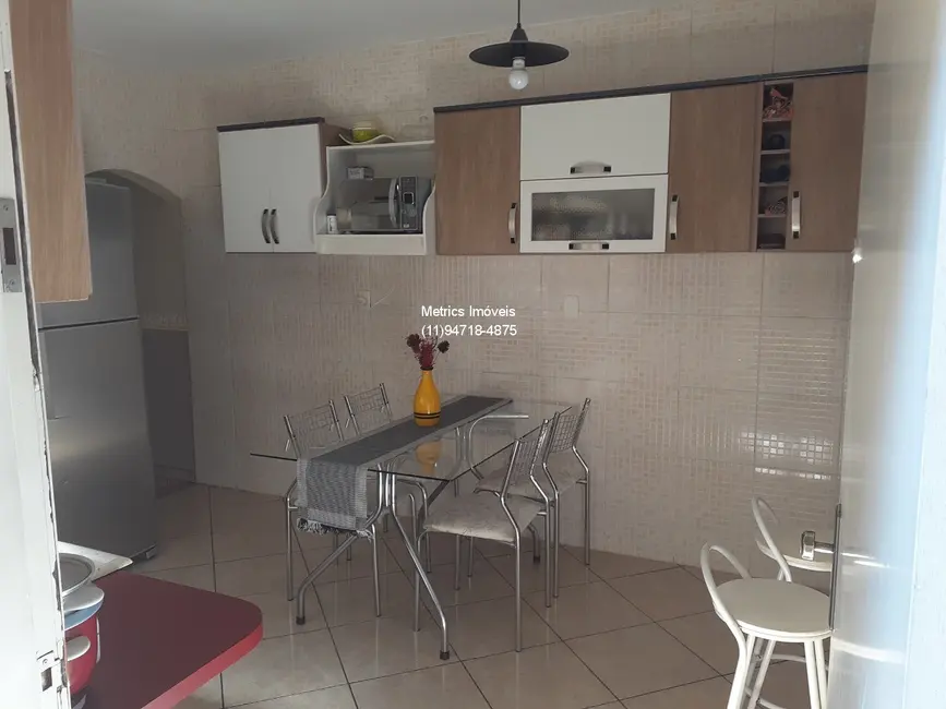 Casa com 3 quartos à venda, 170m2 em Vila Santana II, Jundiai - SP - imagem 4 Foto 4 de Casa com 3 quartos à venda, 170m2 em Vila Santana II, Jundiai - SP