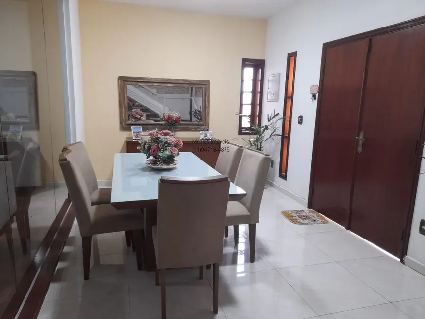 Foto 6 de Casa com 3 quartos à venda, 234m2 em Vila Liberdade, Jundiai - SP
