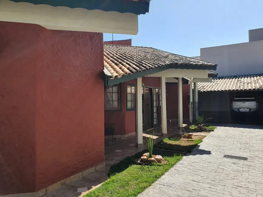 Casa com 3 quartos à venda, 869m2 em Jardim das Samambaias, Jundiai - SP - imagem 3 Foto 3 de Casa com 3 quartos à venda, 869m2 em Jardim das Samambaias, Jundiai - SP