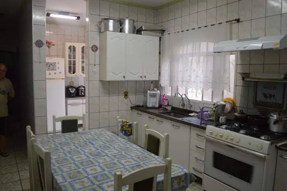 Casa com 2 quartos à venda, 286m2 em Vila Vianelo, Jundiai - SP - imagem 4 Foto 4 de Casa com 2 quartos à venda, 286m2 em Vila Vianelo, Jundiai - SP