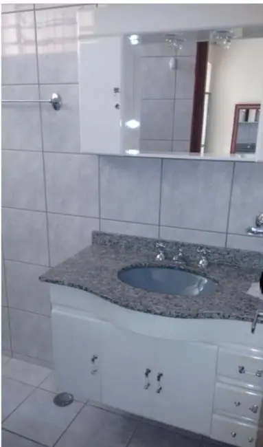 Casa com 3 quartos à venda, 210m2 em Jardim do Lago, Jundiai - SP - imagem 7 Foto 7 de Casa com 3 quartos à venda, 210m2 em Jardim do Lago, Jundiai - SP