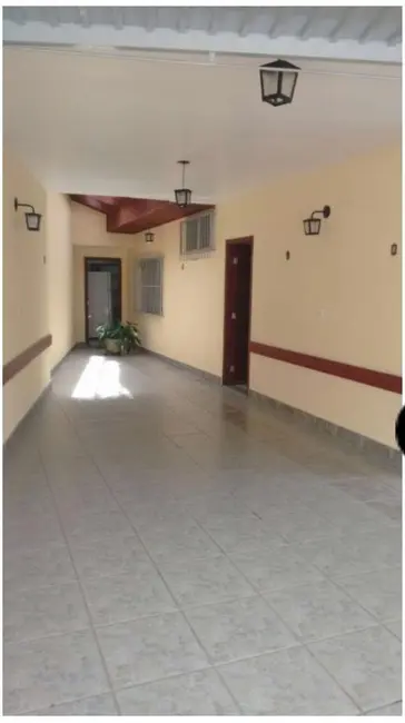 Casa com 3 quartos à venda, 210m2 em Jardim do Lago, Jundiai - SP - imagem 3 Foto 3 de Casa com 3 quartos à venda, 210m2 em Jardim do Lago, Jundiai - SP