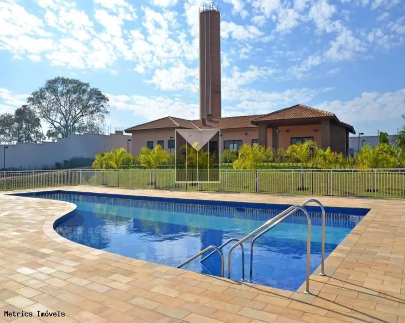 Foto 3 de Terreno / Lote à venda, 451m2 em Jardim Celani, Salto - SP