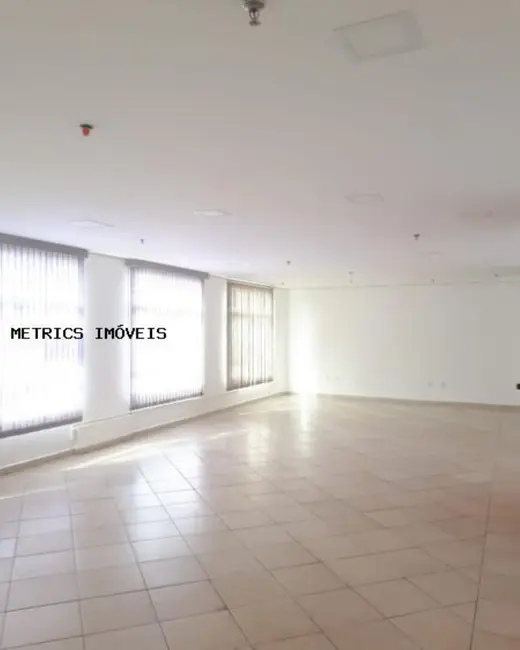 Foto 1 de Sala Comercial à venda e para alugar, 64m2 em Vila Vianelo, Jundiai - SP