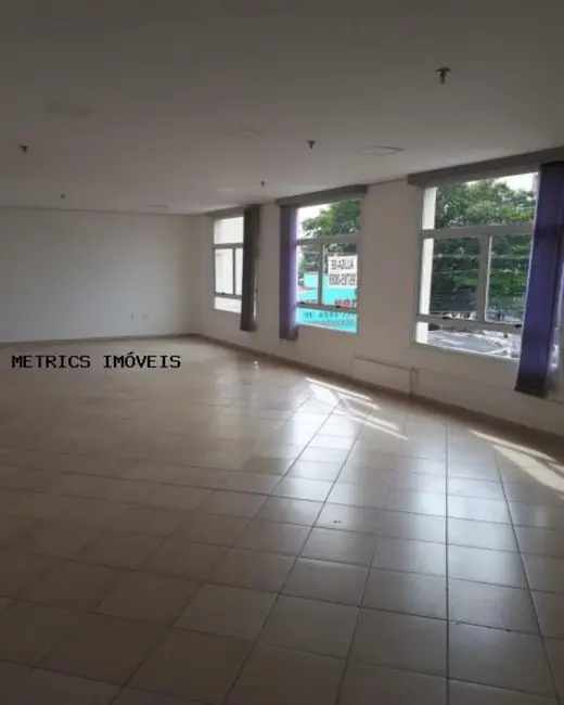 Foto 2 de Sala Comercial à venda e para alugar, 64m2 em Vila Vianelo, Jundiai - SP