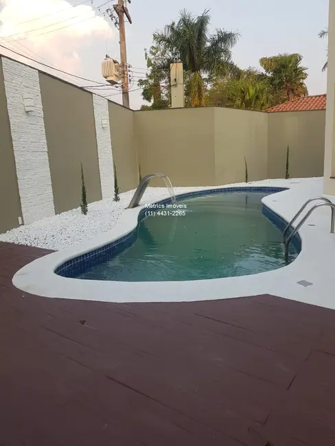 Foto 6 de Casa com 4 quartos para alugar, 490m2 em Jardim das Samambaias, Jundiai - SP